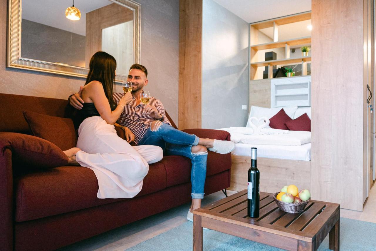 Svarog Unique Apartment Bratislava Luaran gambar